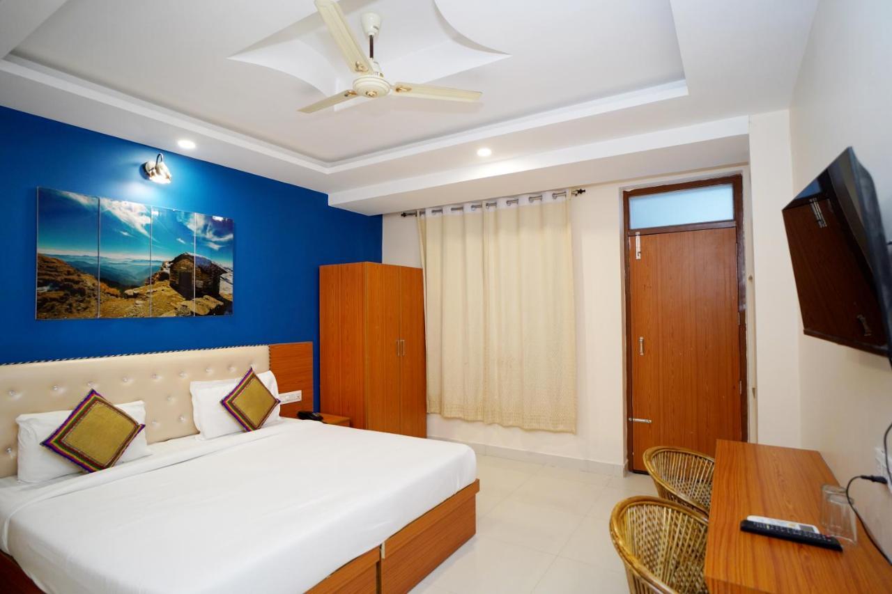 Karwaan Hostel Rishīkesh Exterior foto
